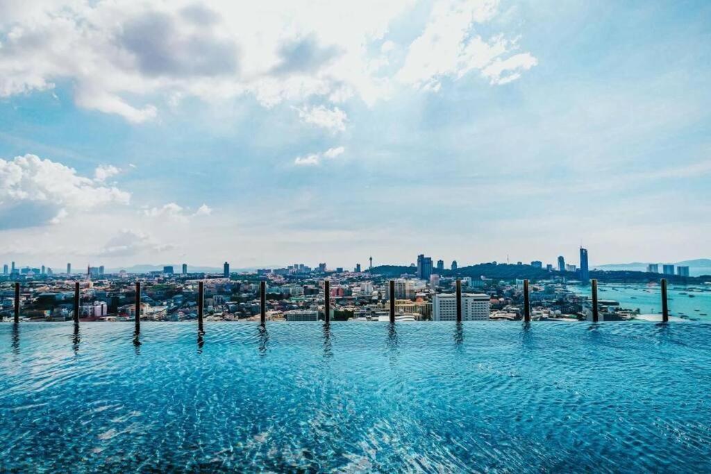 Sea View 2 Bed Room Condo @ Central Pattaya Exteriér fotografie